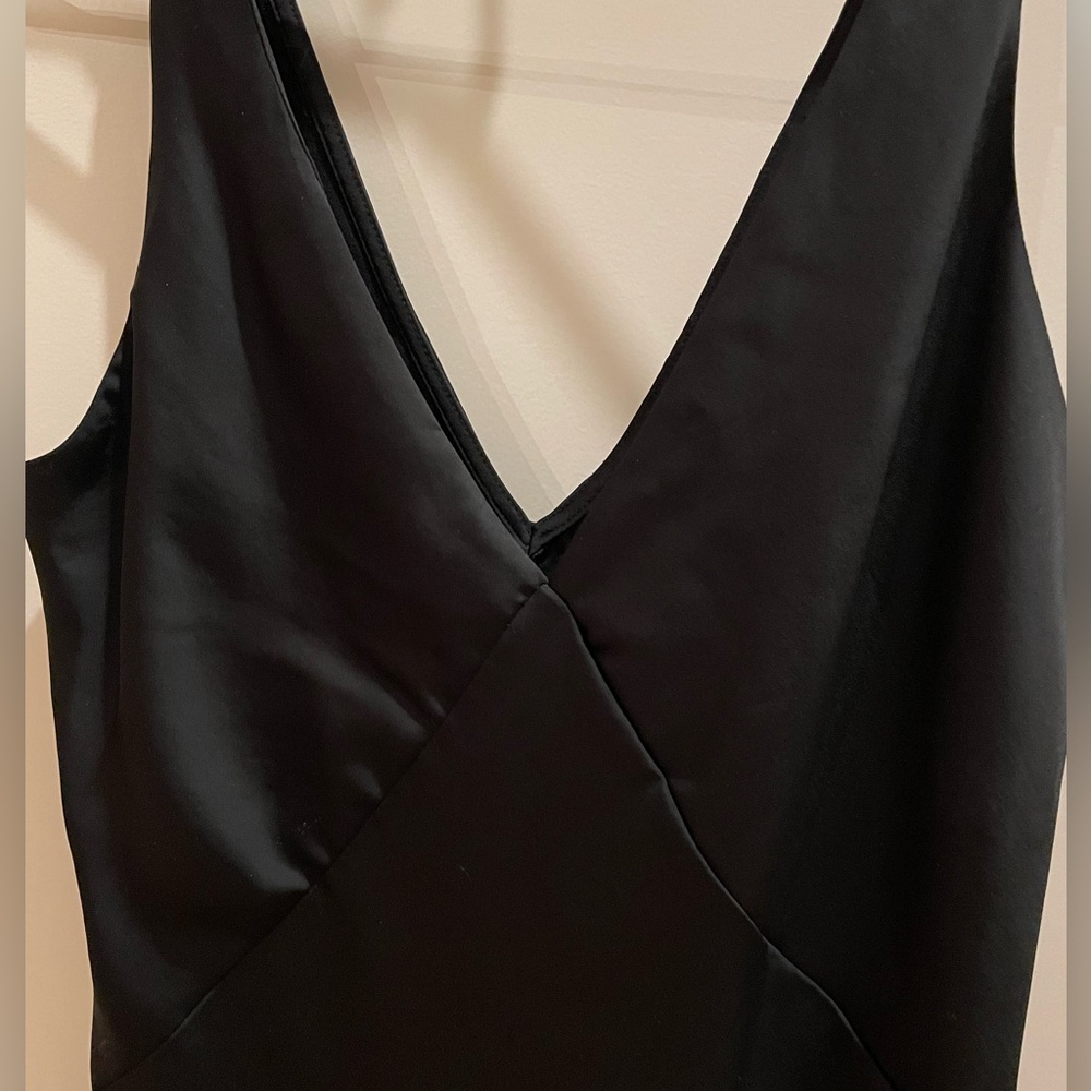 LBD - Picture 2 of 4